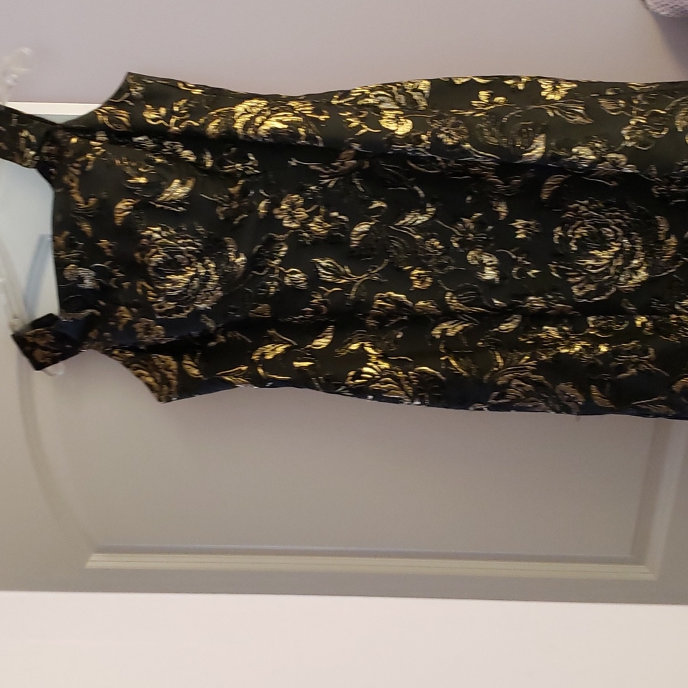 REDUCED to sell quickly - Jovani Gown A Stunning Gown